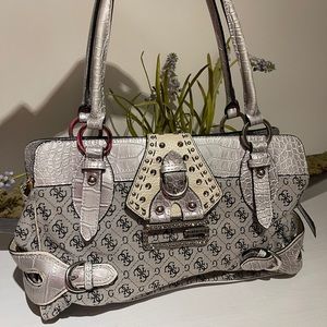 Guess bag